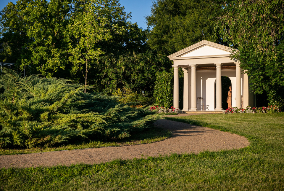 Kastélykert és Ízek Kertje tavaszi napok - Május 1-3.